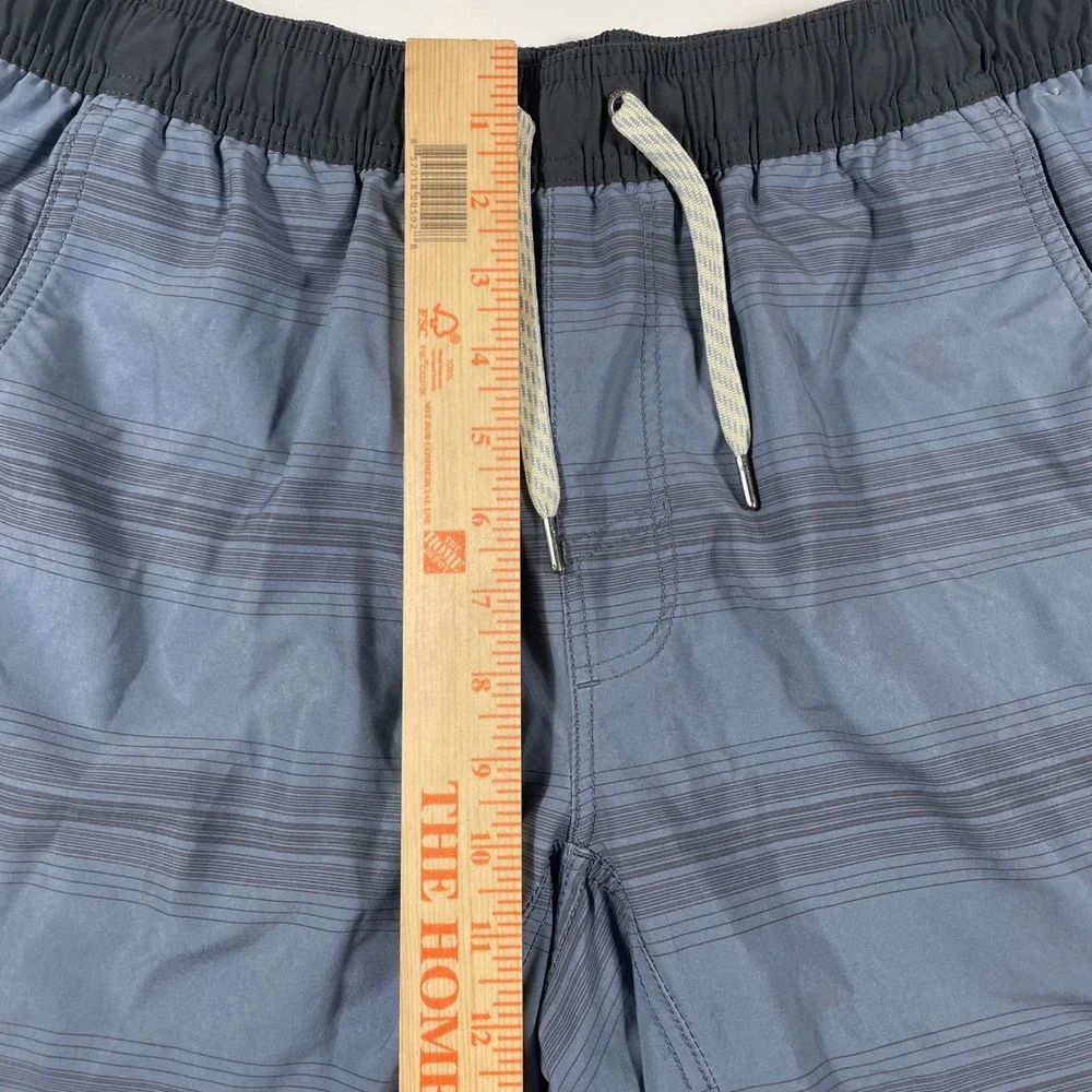 Vuori Board Shorts Mens Medium Striped Elastic‎ Waist Blue Grey